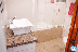 RE-CG: Baño del primer piso compartido por habitaciones 1 y 2