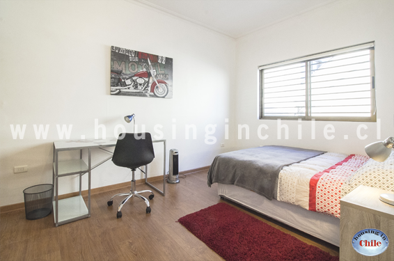 RE-RY: Habitacion single numero 5 (14 m2) con baño compartido