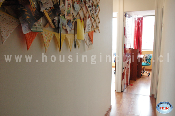 SH-DP: Pasillo hacia habitaciones 2, 3 y 4 y baño