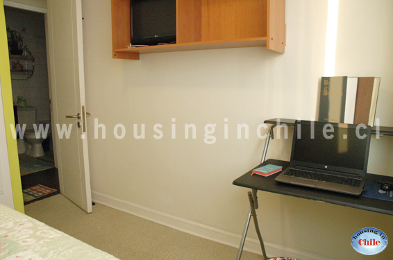 SH-ST: Habitacion single Nº 2 (6.50 m2) con TV en repisa