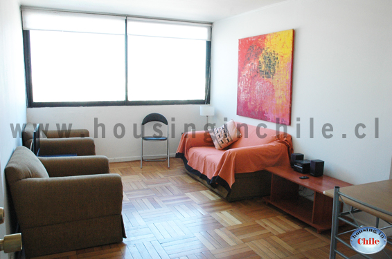 PF-JM1: Amplia e iluminada sala