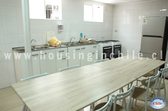 RE-JZ: Cocina con area de comedor