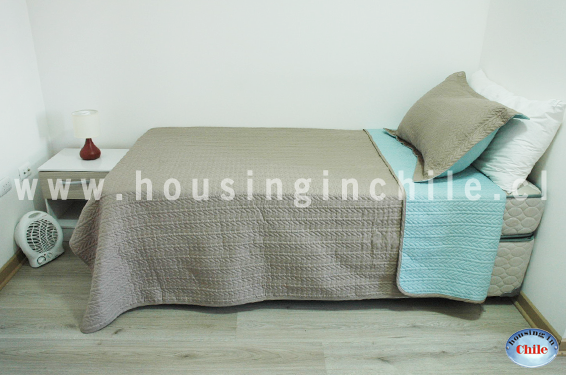 RE-JZ: Se provee ropa de cama, pero no toallas