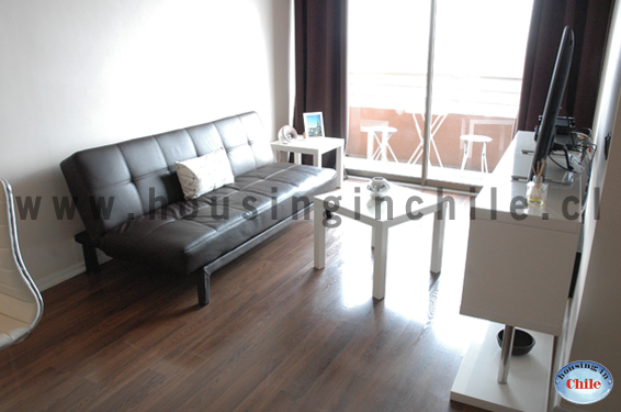 SH-BC: Sala y vista hacia balcón