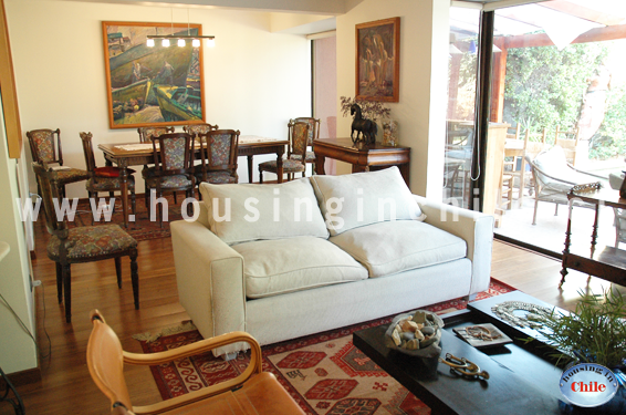 SH-CP: Sala y comedor con salida hacia terraza y patio