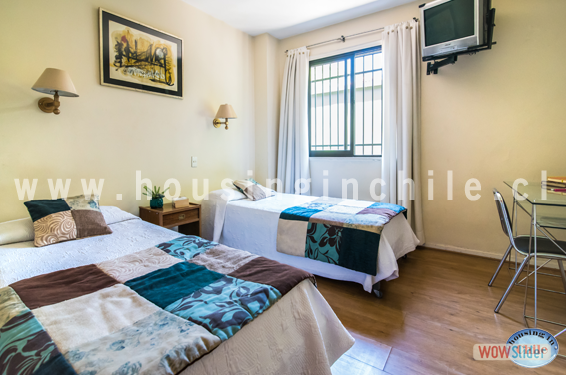 RE-AM: Double room with two beds