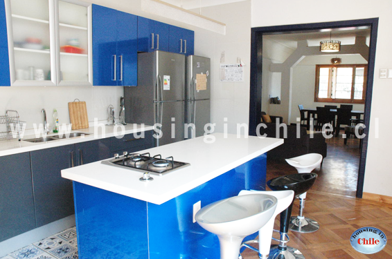 RE-AR: Access to kitchen