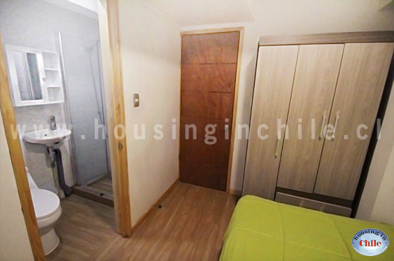 RE-GS1: Single room 2 with private bathroom