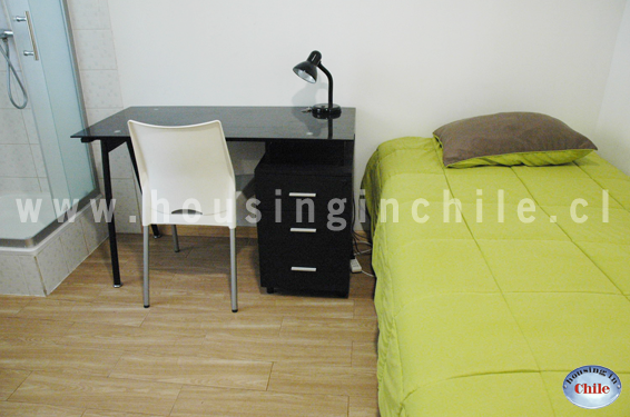 RE-GS1: Single room 8 with private bathroom