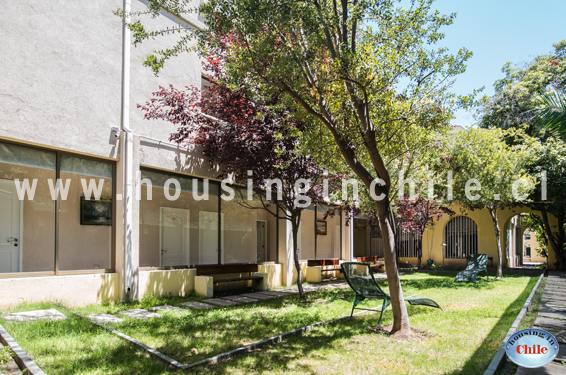 RE-HO: View of rooms from the garden