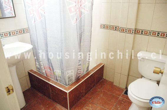 RE-OR: Shared bathrooms