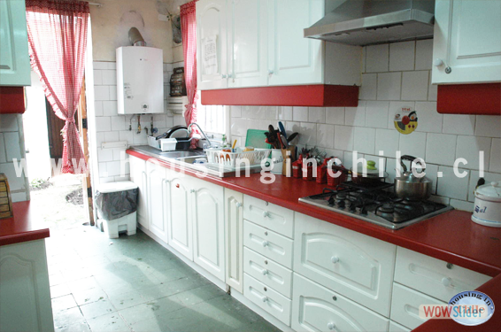 RE-PV: Access to a equipped kitchen