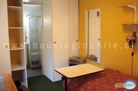 RE-PV: Single room 5 (with private bathroom)