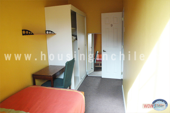 RE-PV: Single room 9 (with shared bathroom)