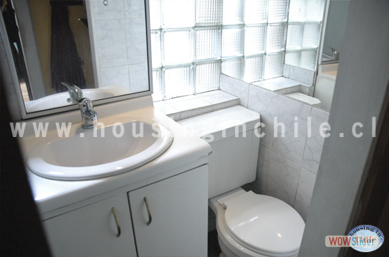 RE-PV: Shared bathroom 1 located in the first floor